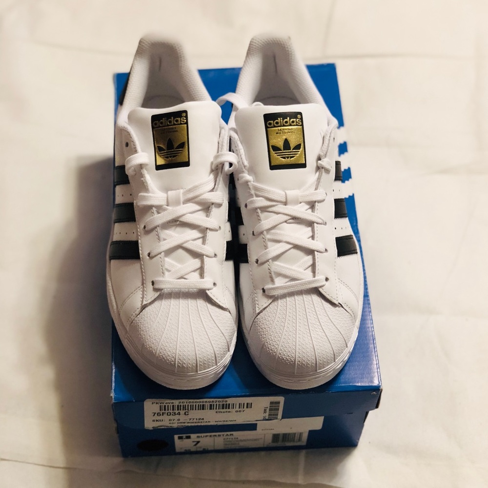 Adidas Original Superstar- Men’s Size 7